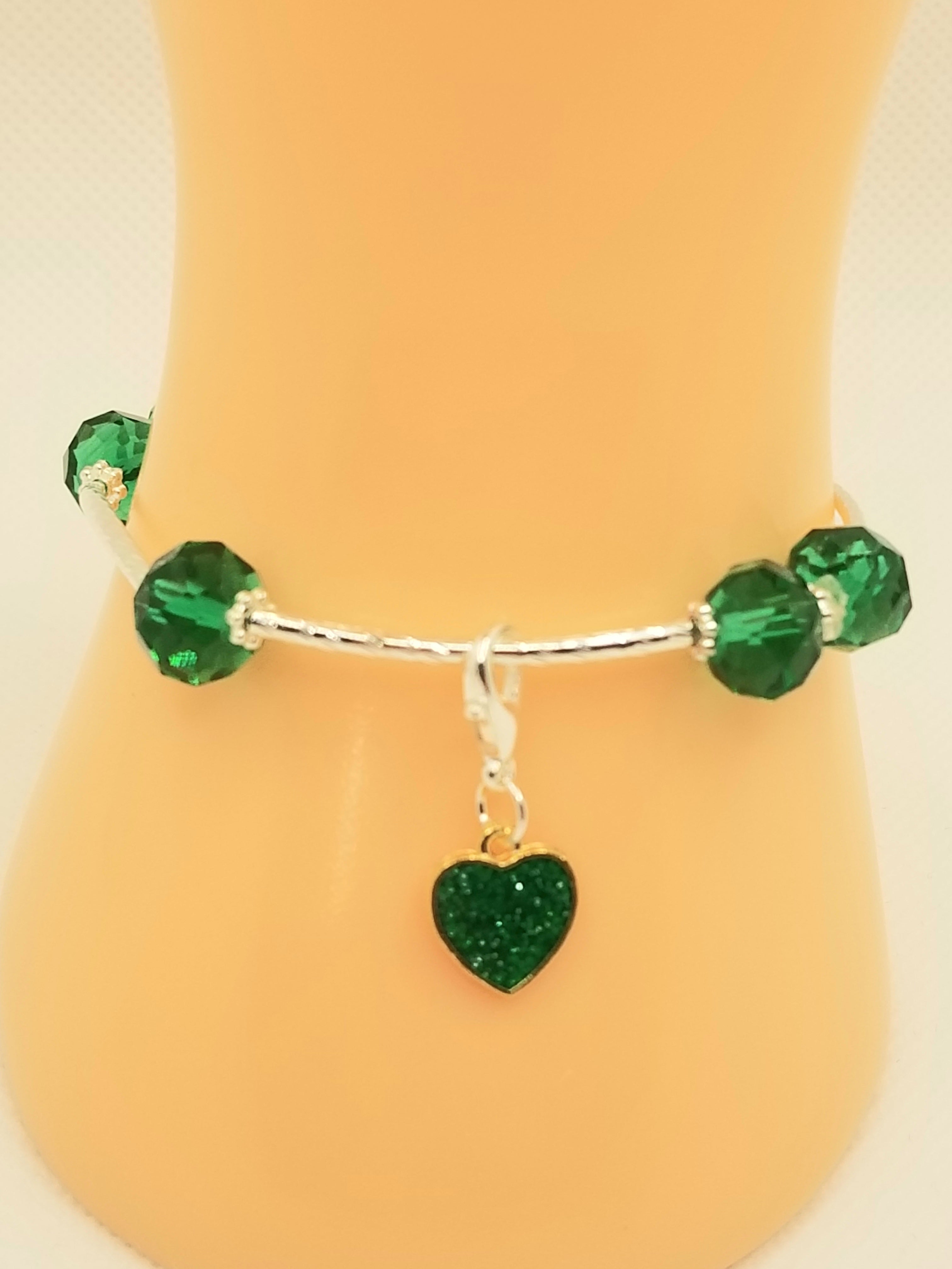 Brilliantly Shining Green Glass Bead Bracelet (Faith-based)