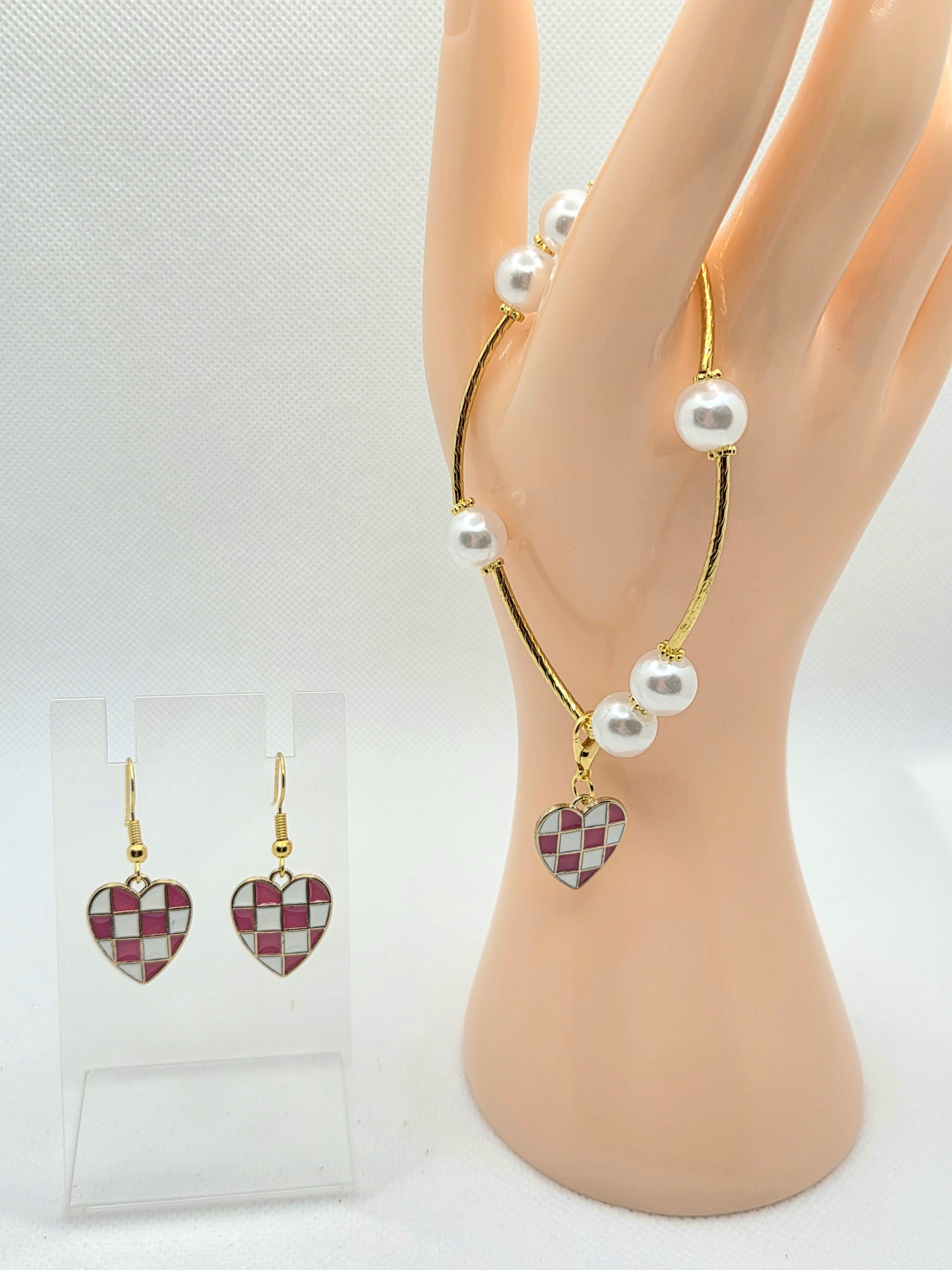 BUNDLE: Pearls & Checkered Heart Bracelet & Earrings (Faith-based)