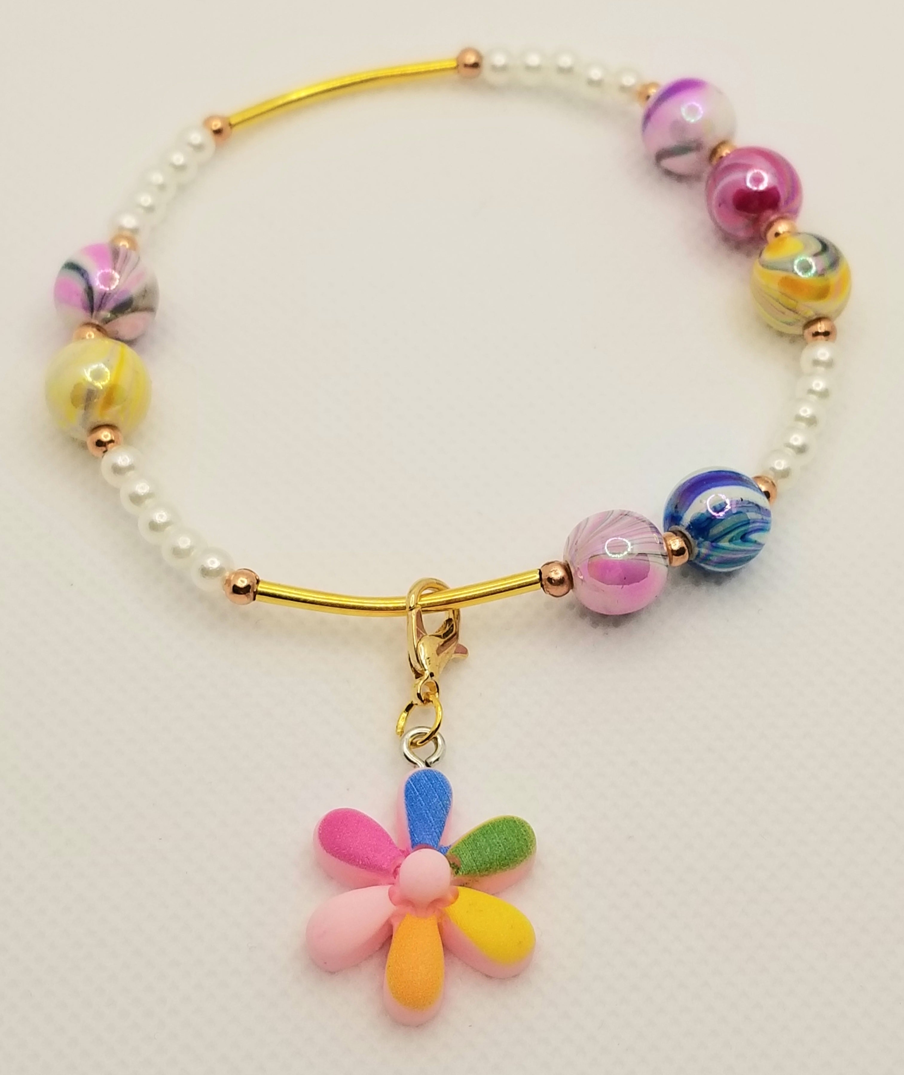 Magnificent Lively Swirls Bracelet