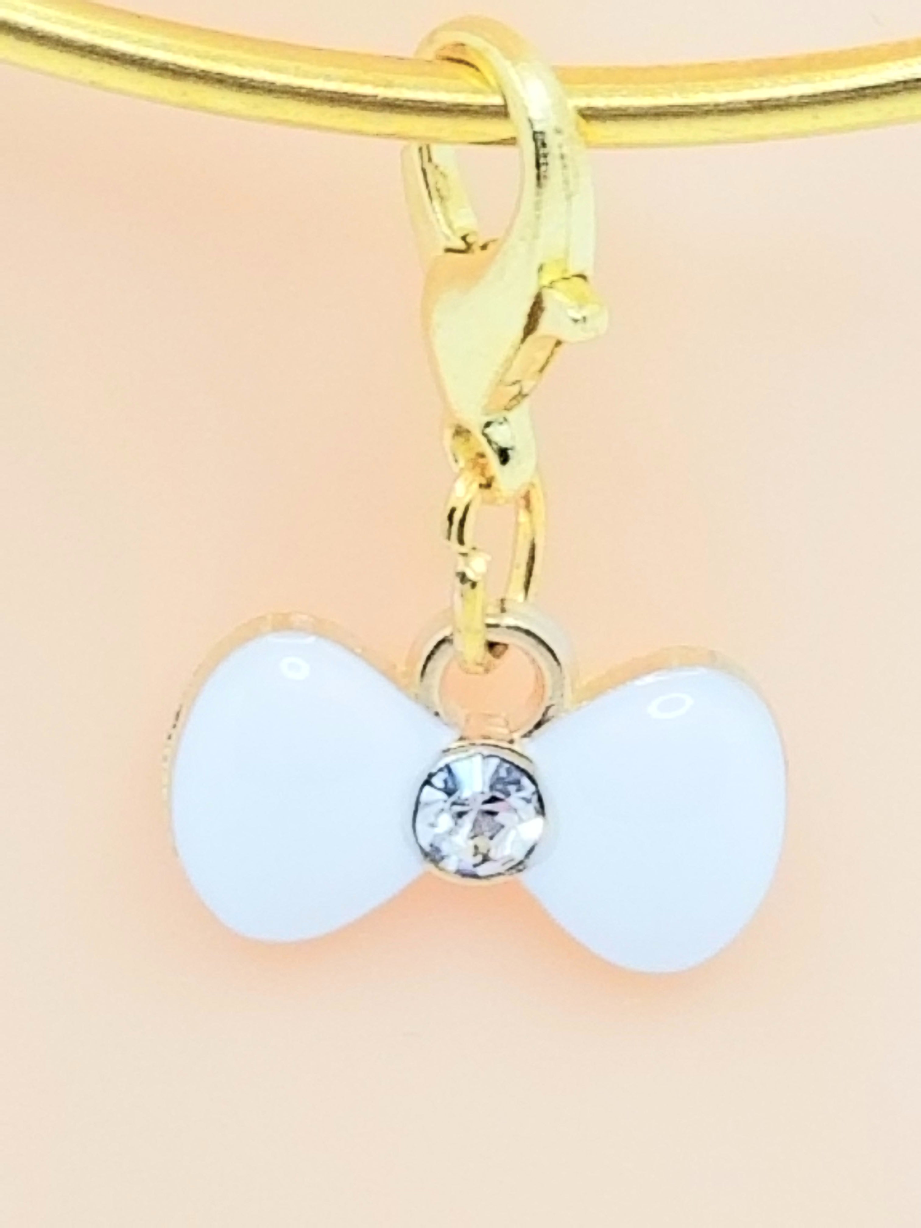 Shimmery White Faux Pearls Bracelet (or Anklet)