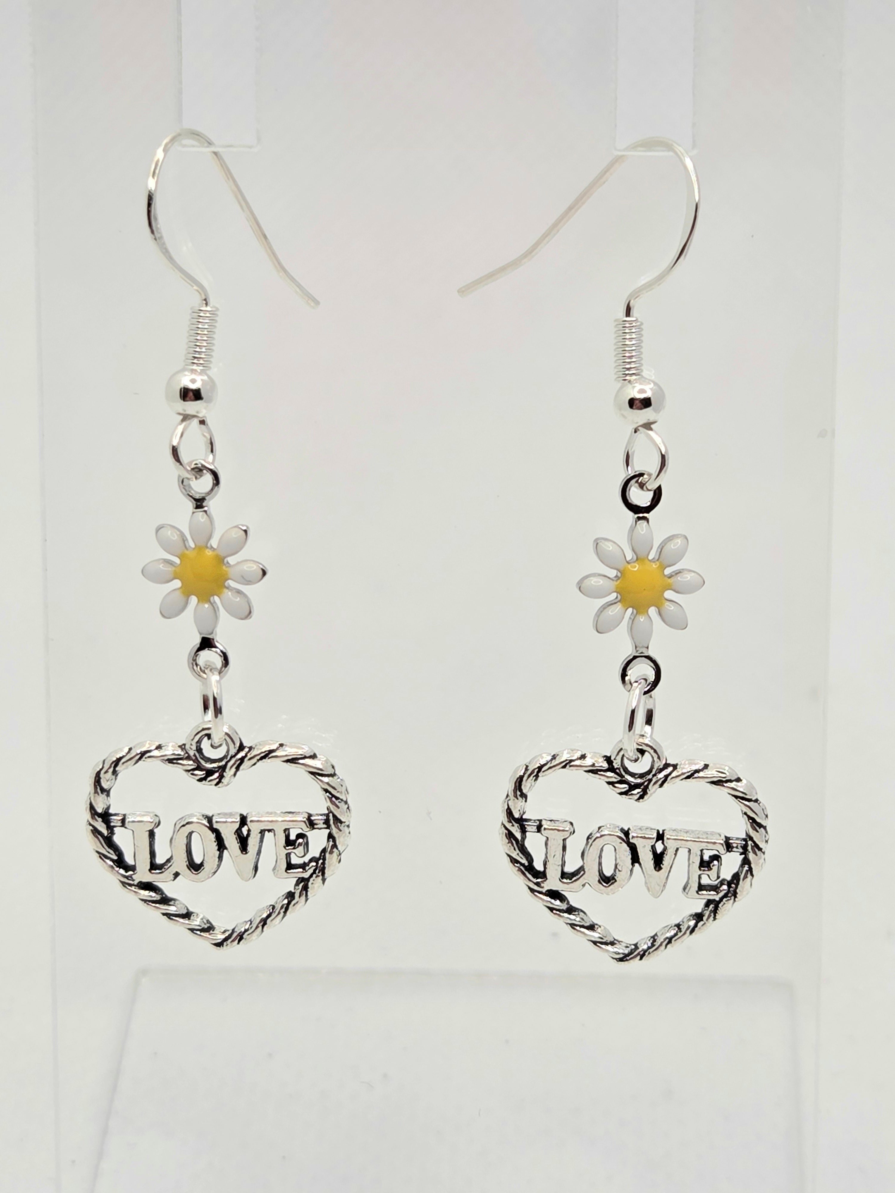 JUST FOR FUN BUNDLE: Love & Daisies Necklace & Earrings Set