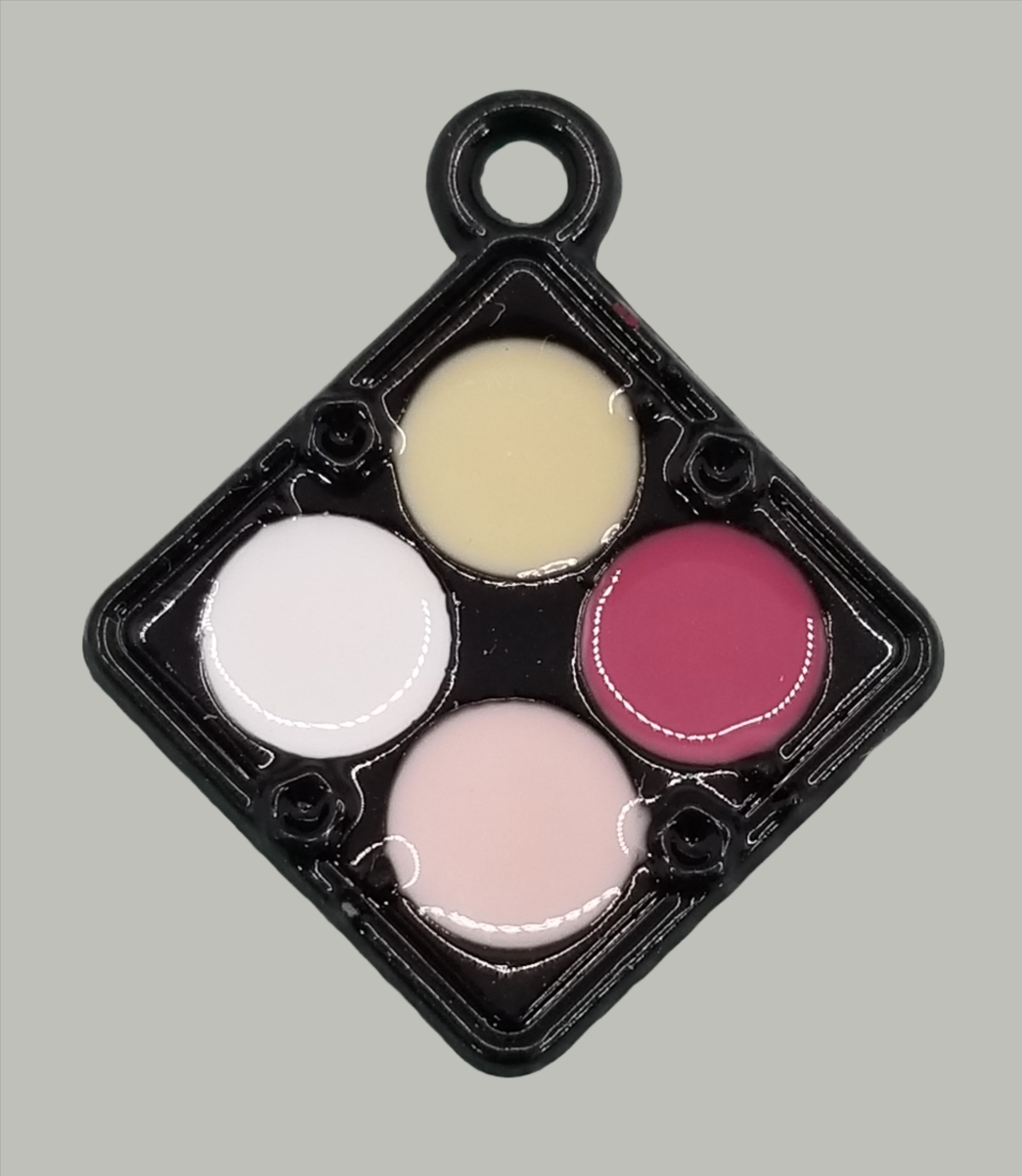 Charming Makeup Palette in Black Tone Dangle