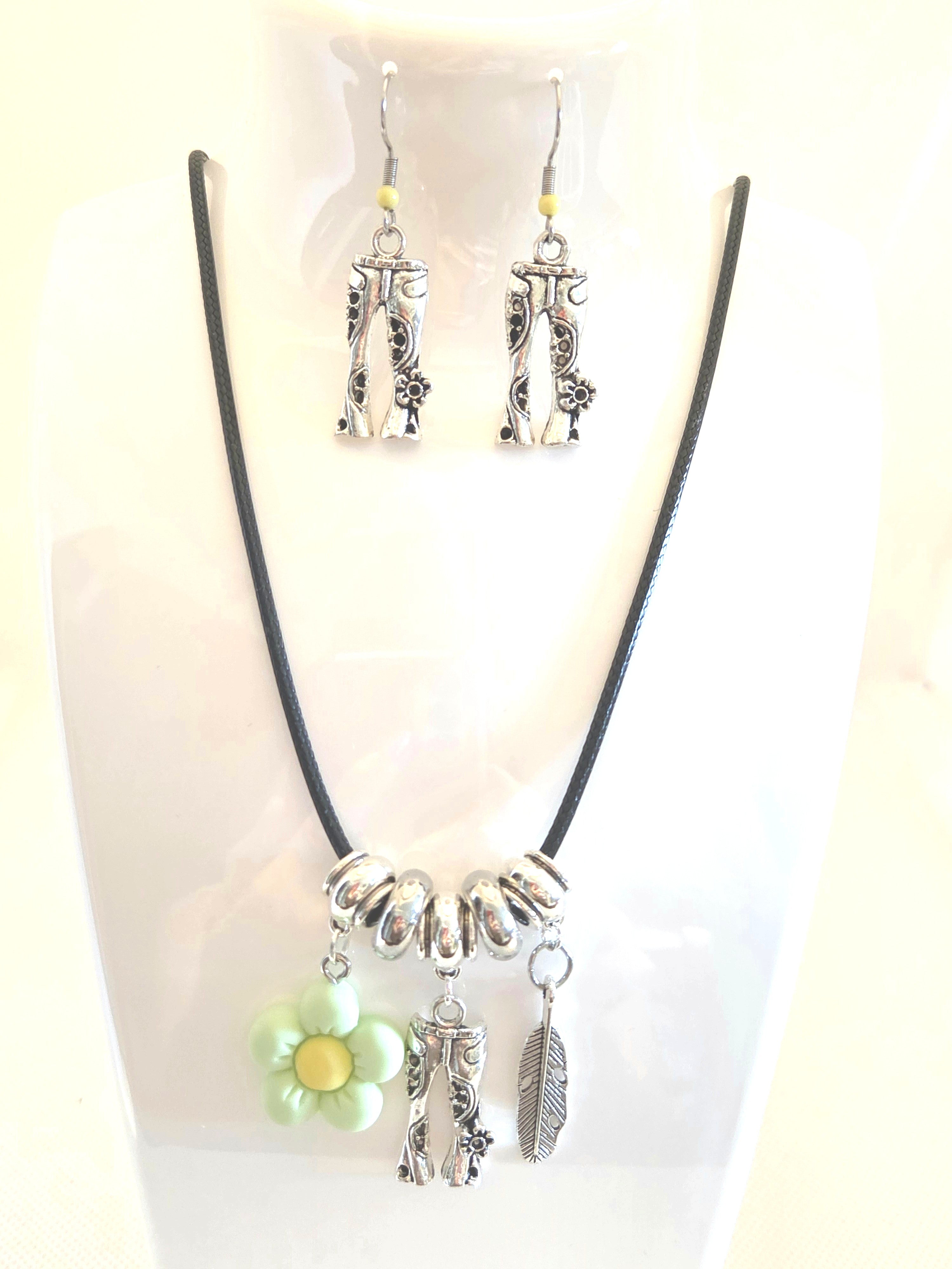 JUST FOR FUN BUNDLE:  Flashback of the 1960's Necklace & Earrings
