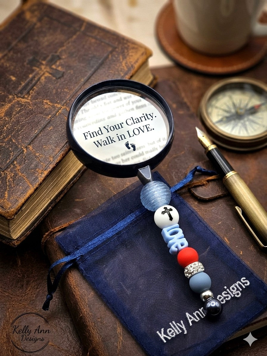 Chic Beaded Handheld Magnifying Glass for Fine Print & Crafting w/storage pouch